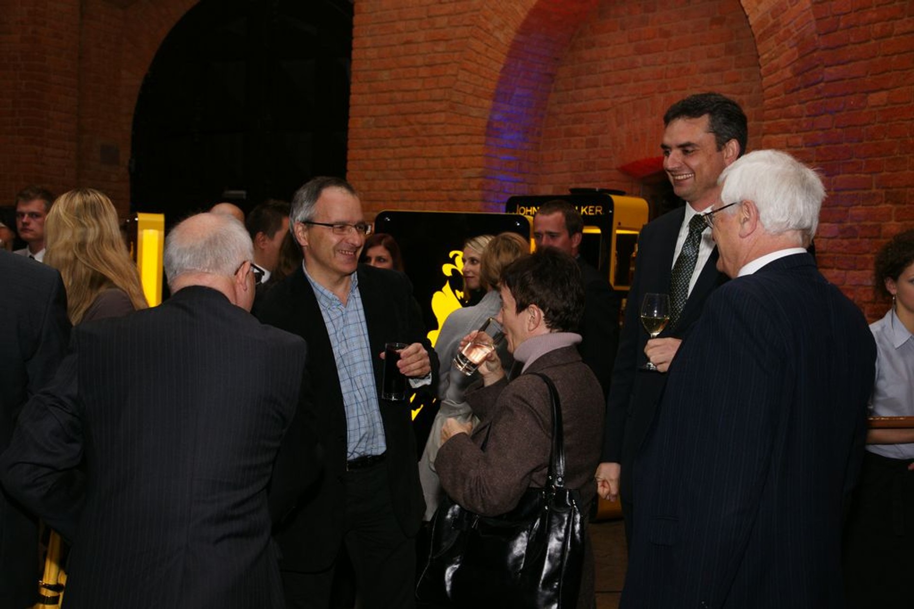 Plebiscyt ZŁOTA KIEROWNICA Auto Świata rozstrzygnięty