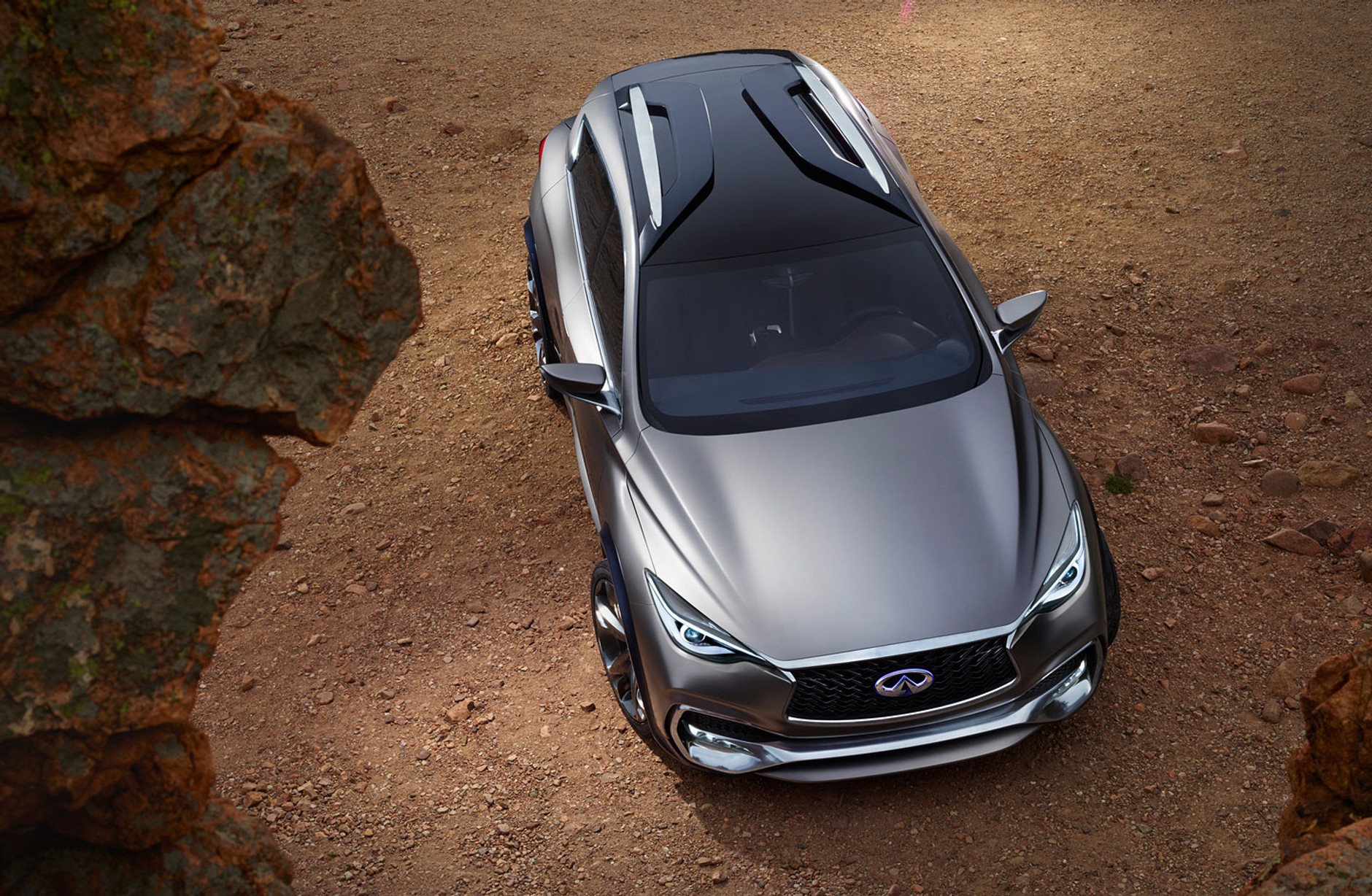 Stylowy Infiniti QX30 Concept