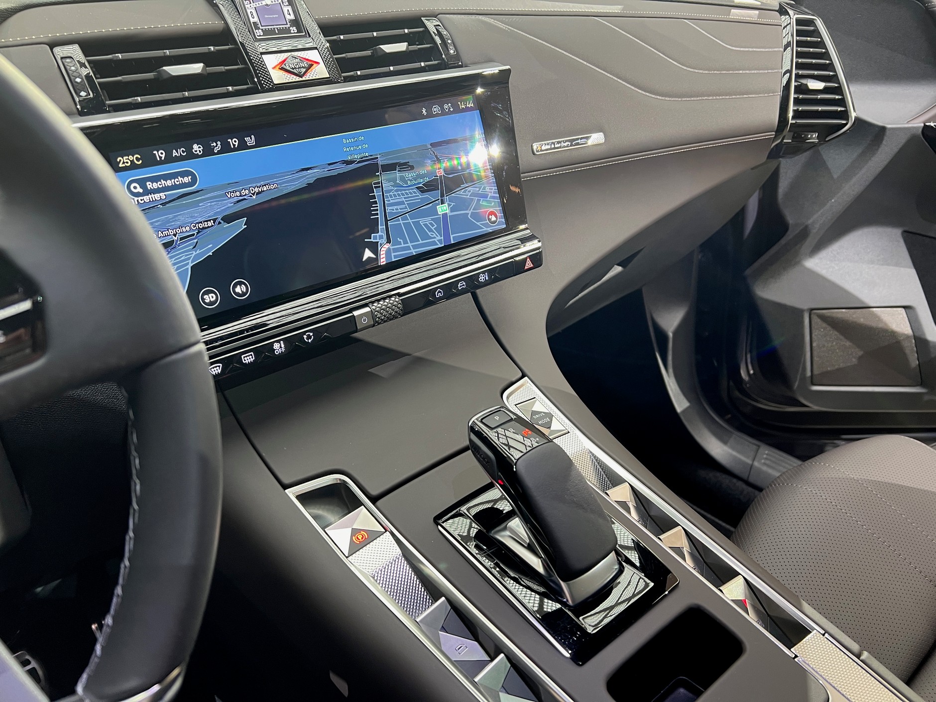 Antoine de Saint Exupery — nowa kolekcja marki DS