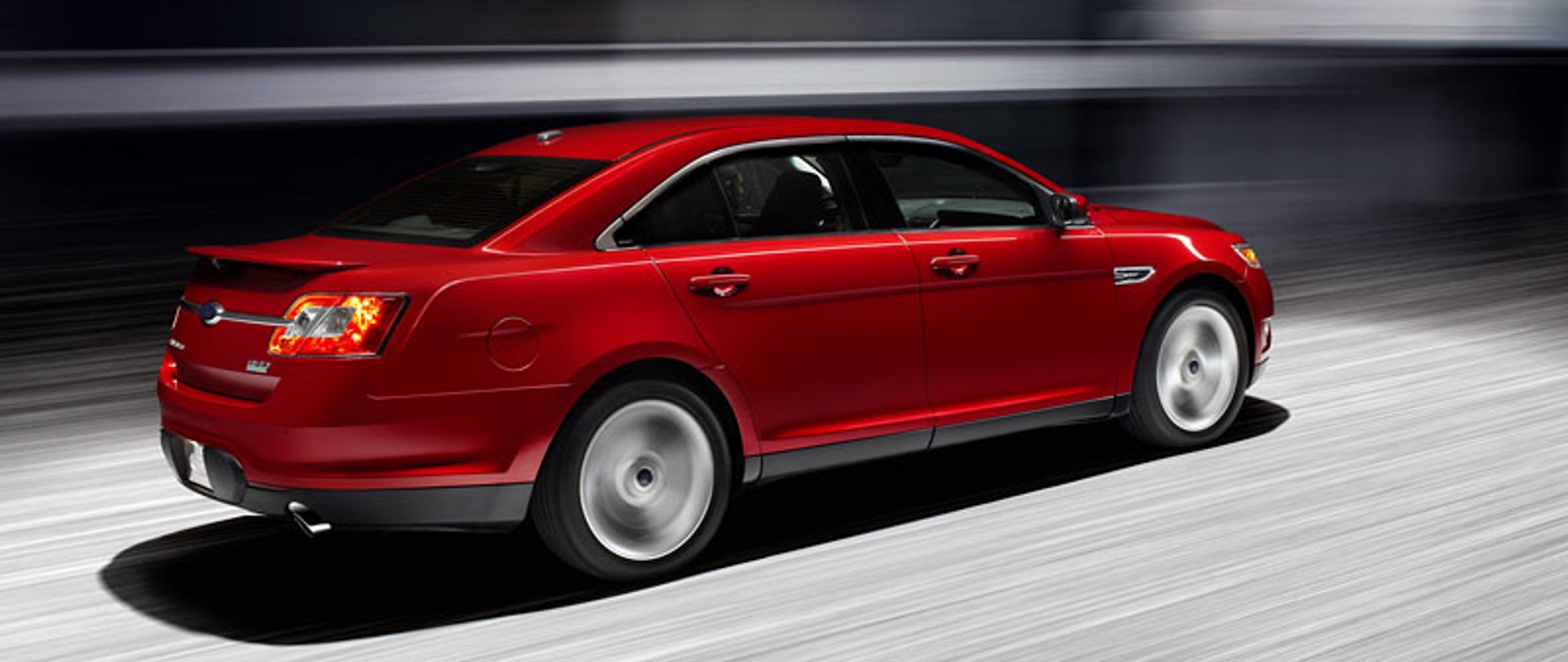 Ford Taurus SHO – rodzinny sedan w najostrzejszej wersji