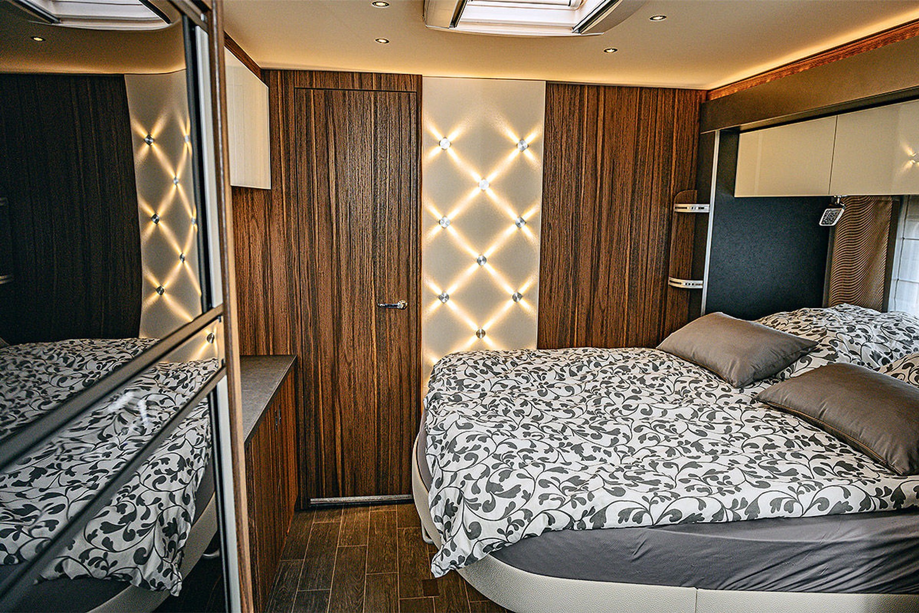 Nowe przyczepy z targów caravaningowych w Stuttgarcie