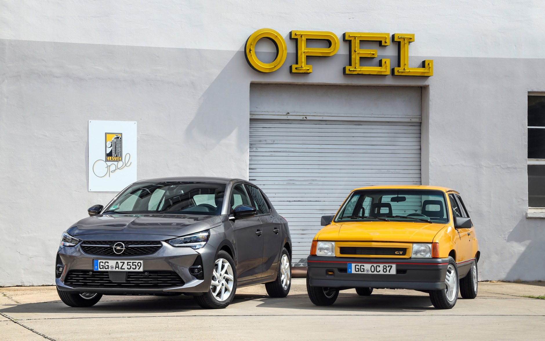 Opel Corsa: szósta i pierwsza generacja (od 2019 r. i 1982-1993)