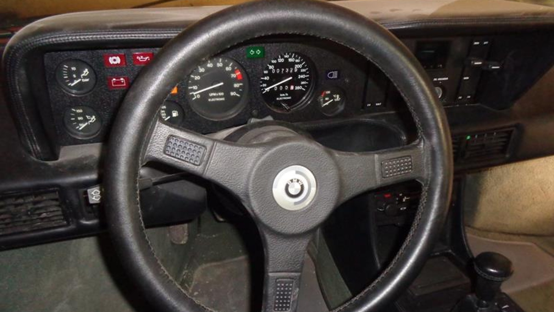 BMW M1