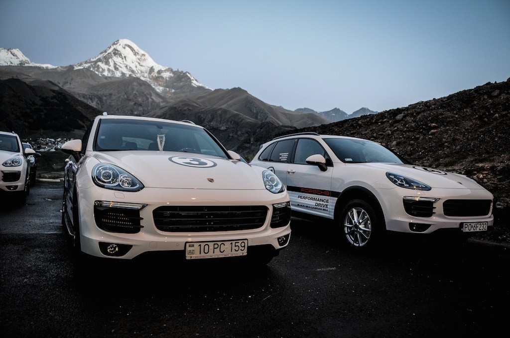 Porsche-Cayenne