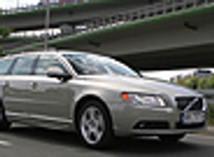 Volvo V70 2.4 D5 Summum - Szwedzki w każdym calu