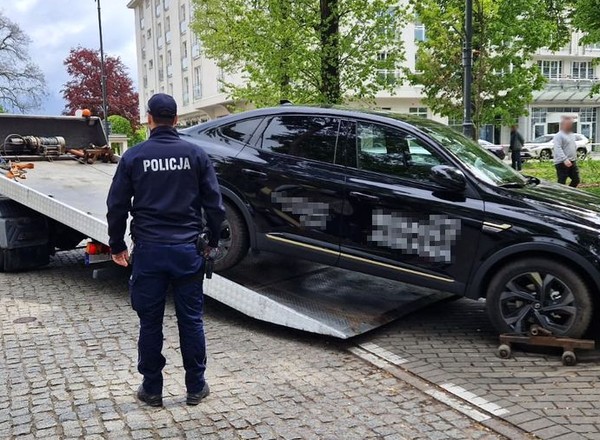 Wziął samochód na jazdę testową i nie oddał. Miał nietypowy cel