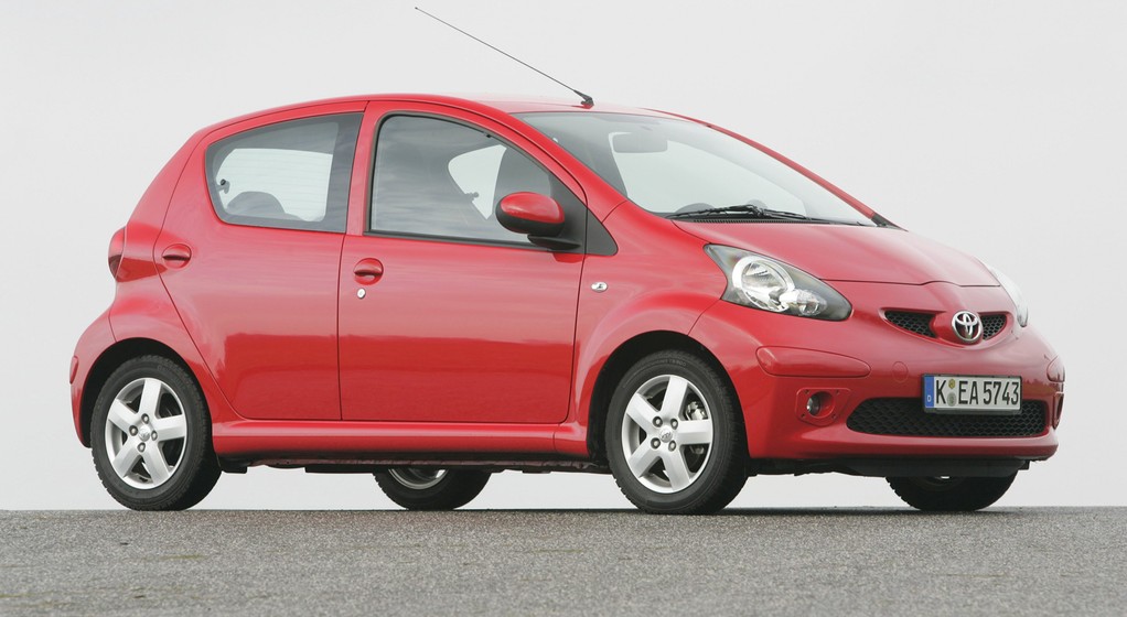 30 - Toyota AYGO (I)