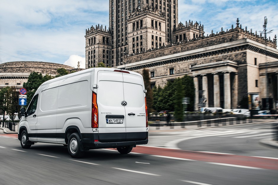 Maxus Deliver 9