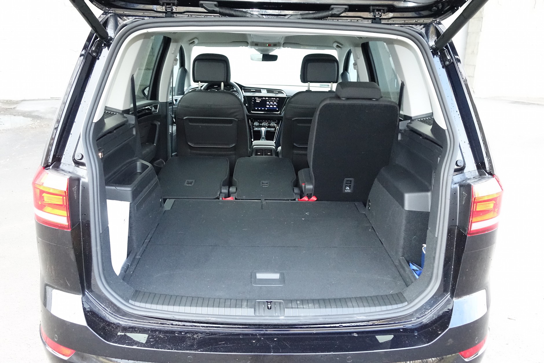 Volkswagen Passat 2.0 TDI kontra Touran 2.0 TDI