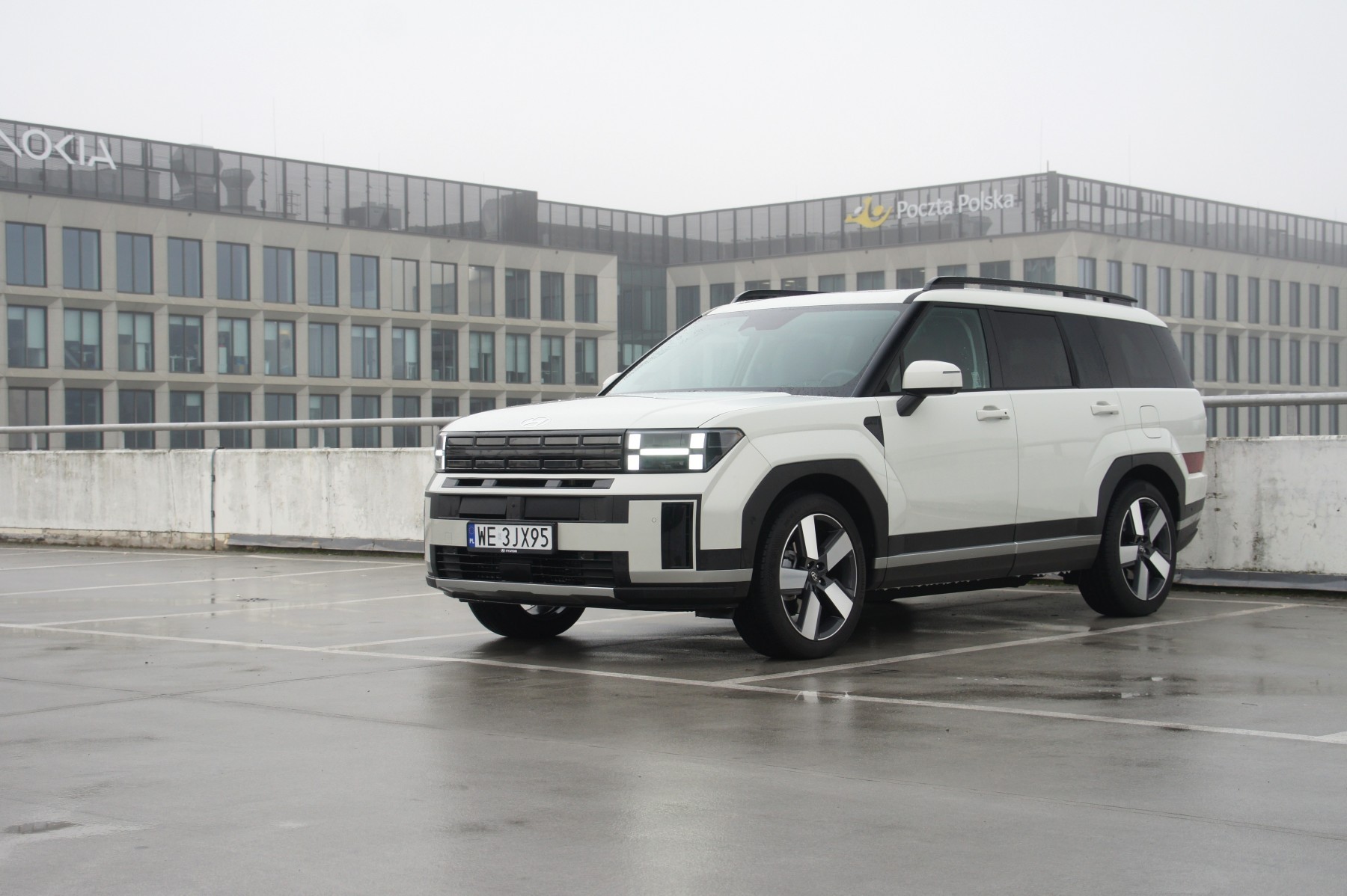 Hyundai Santa Fe Hybrid