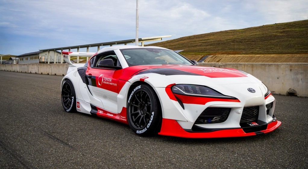 Autonomiczna Drift Toyota GR Supra