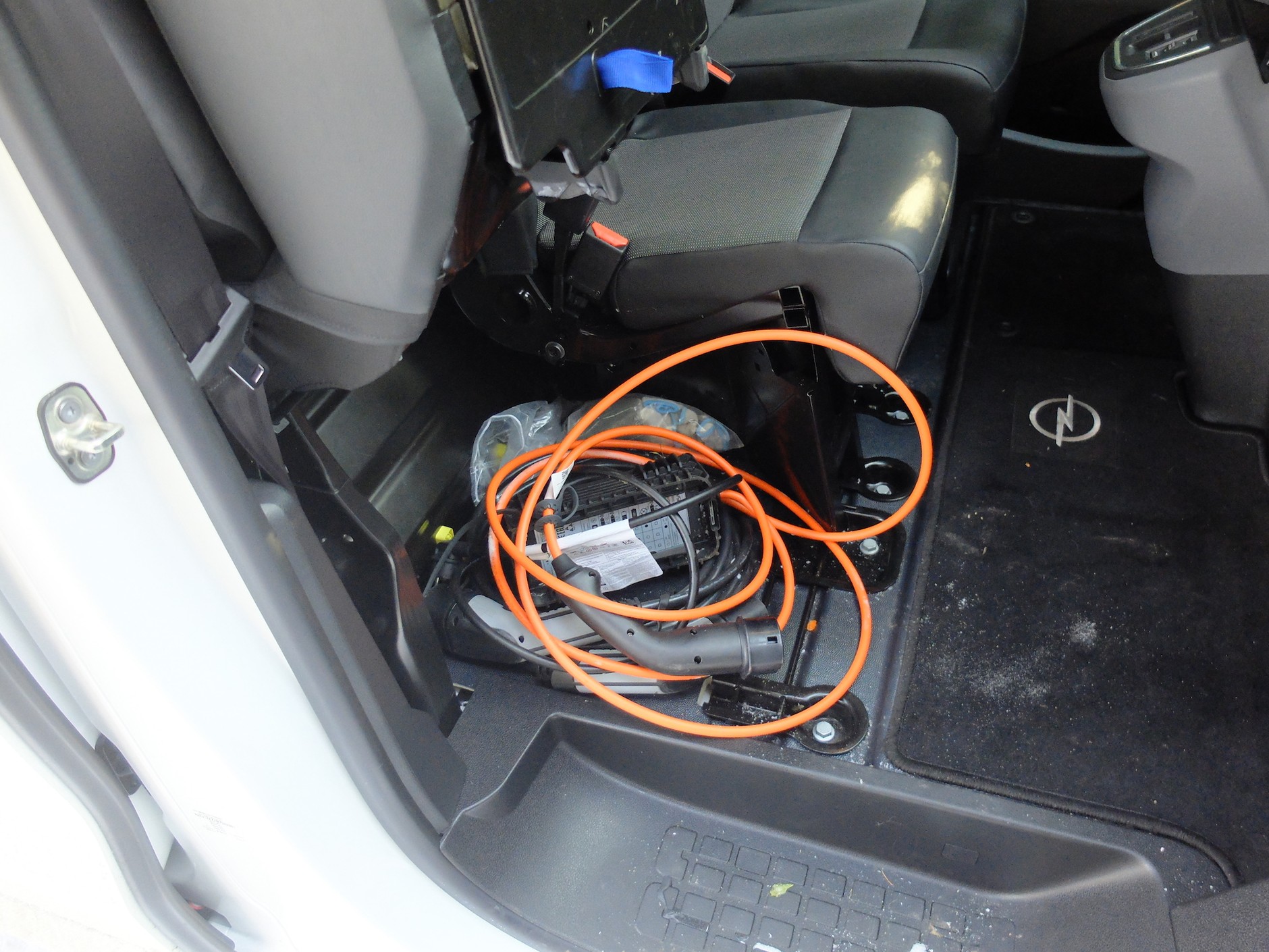 Opel Vivaro-e Furgon Long (75 kWh)