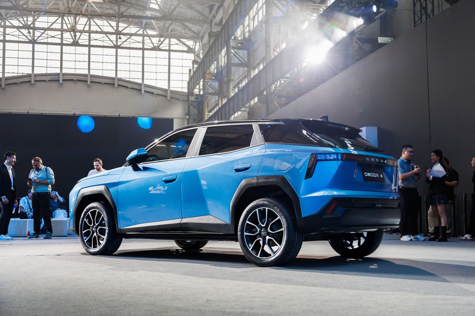 Omoda 4
