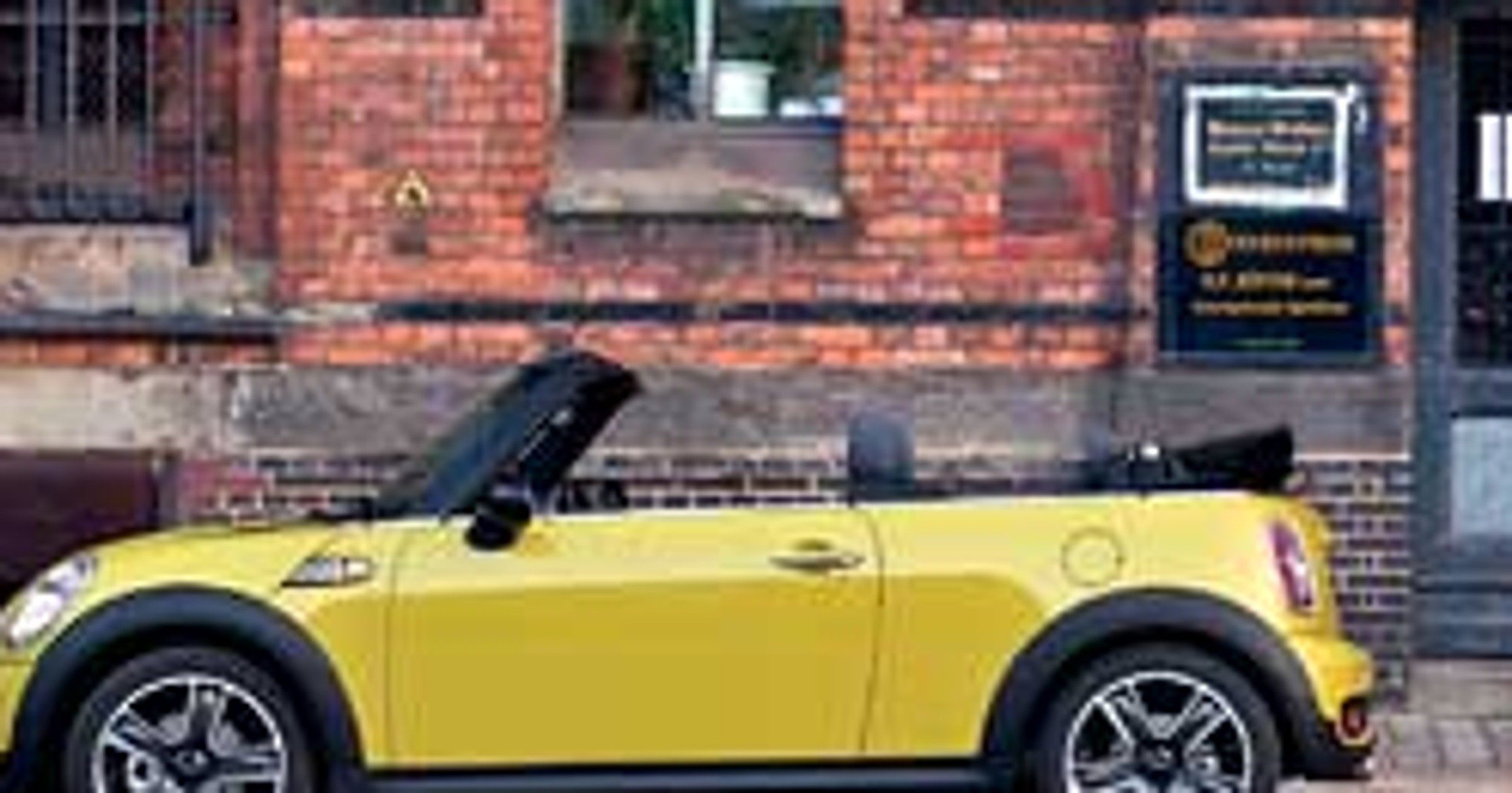 Mini Cabrio: pierwsze zdjęcia i informacje