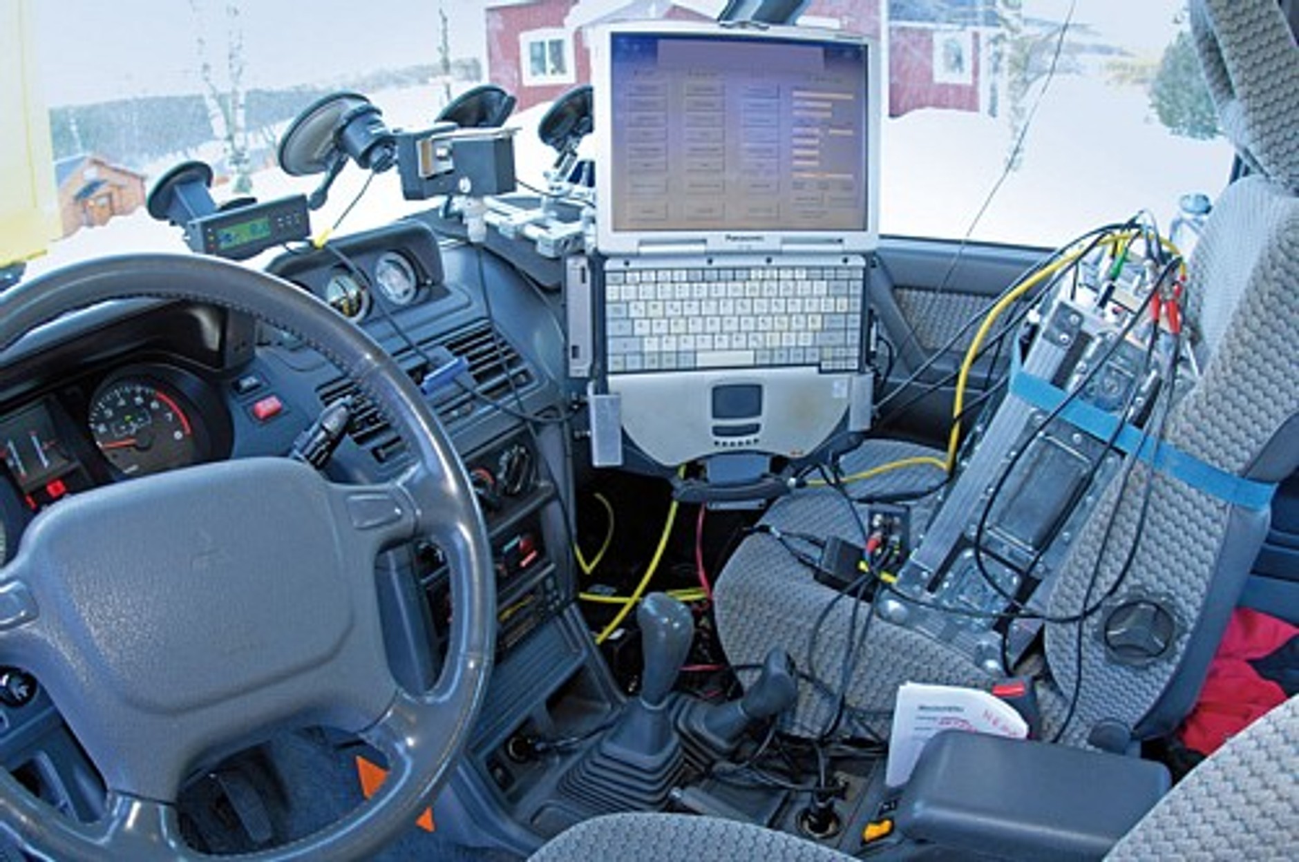 Szukamy przyczepności! Test opon zimowych w rozmiarze 255/55 R 18