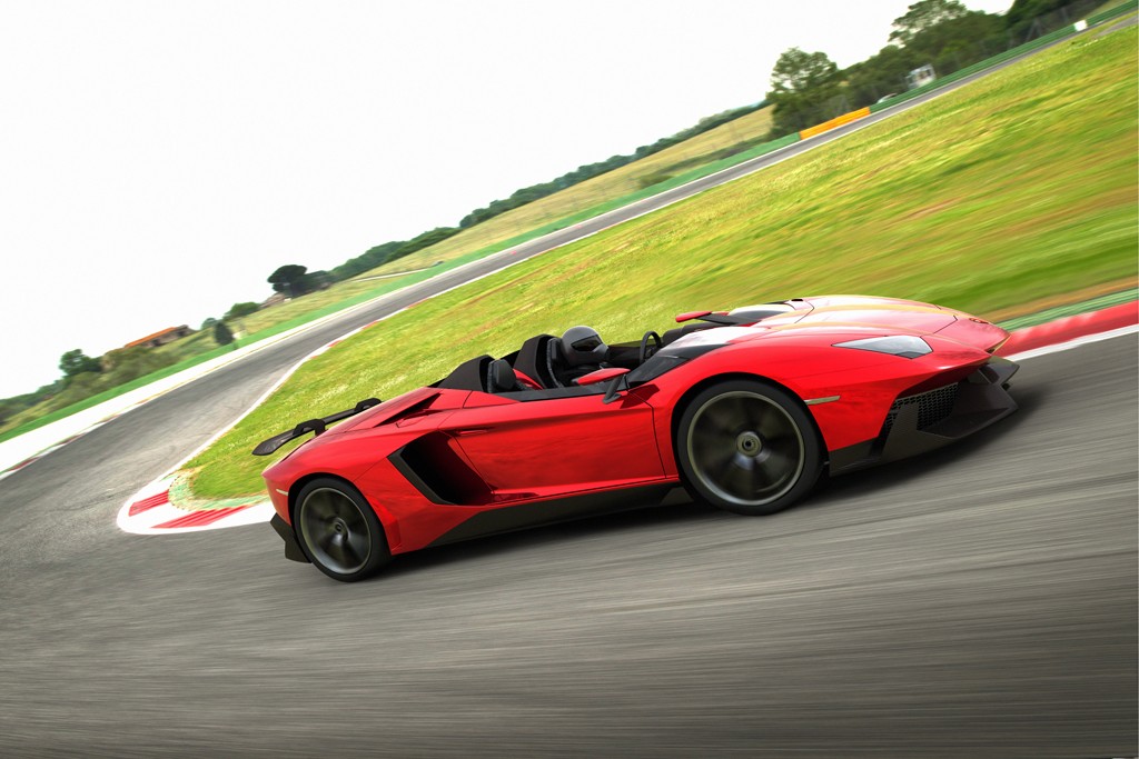 Lamborghini Aventador J: drogowy myśliwiec