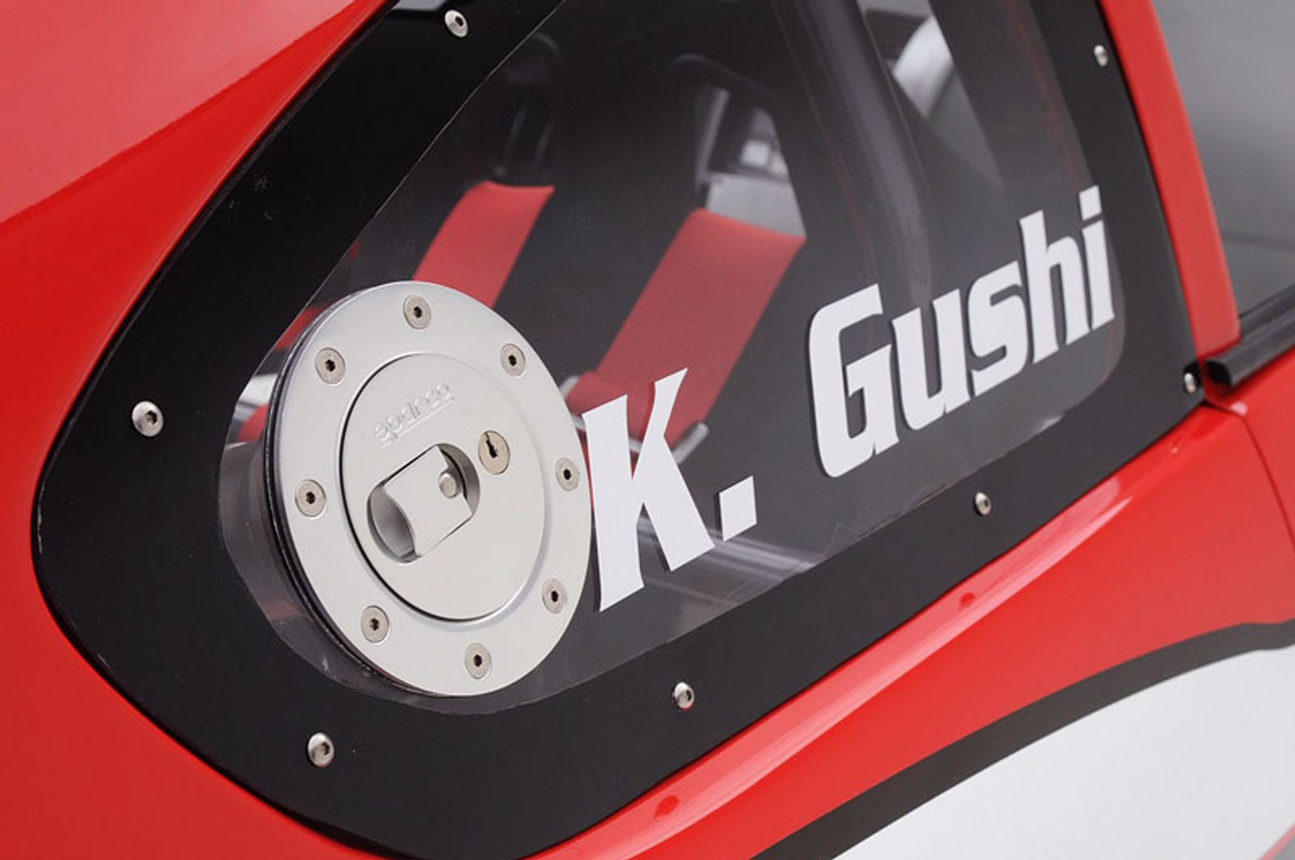 Driftujący Scion tC