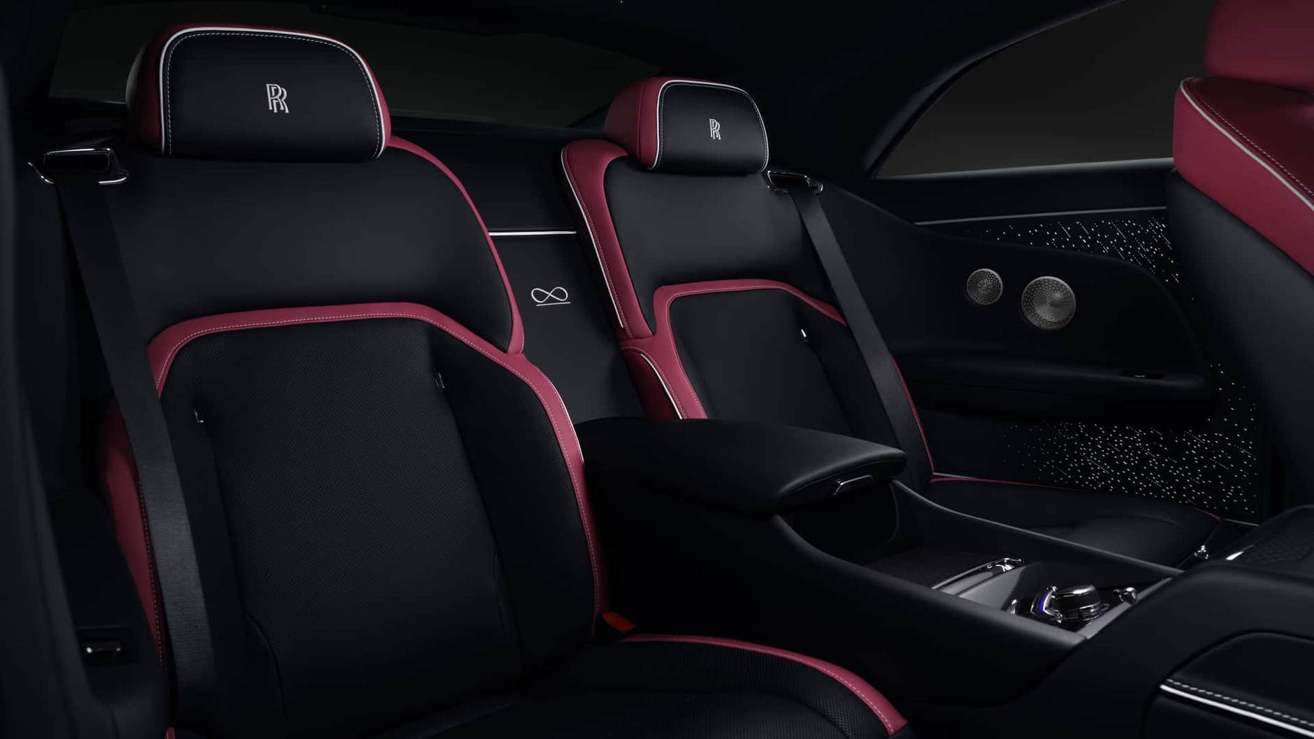 Rolls-Royce Spectre Black Badge 2025