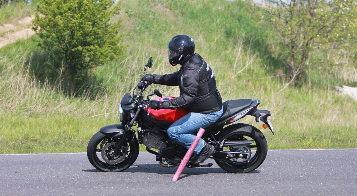 Suzuki SV650 - motocykl o dwóch twarzach