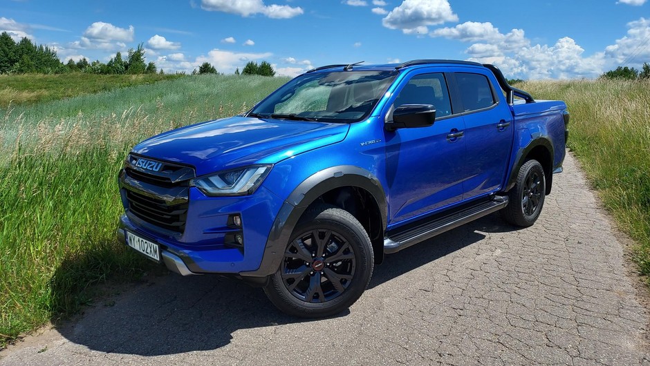 Isuzu D-Max 2023, lifting