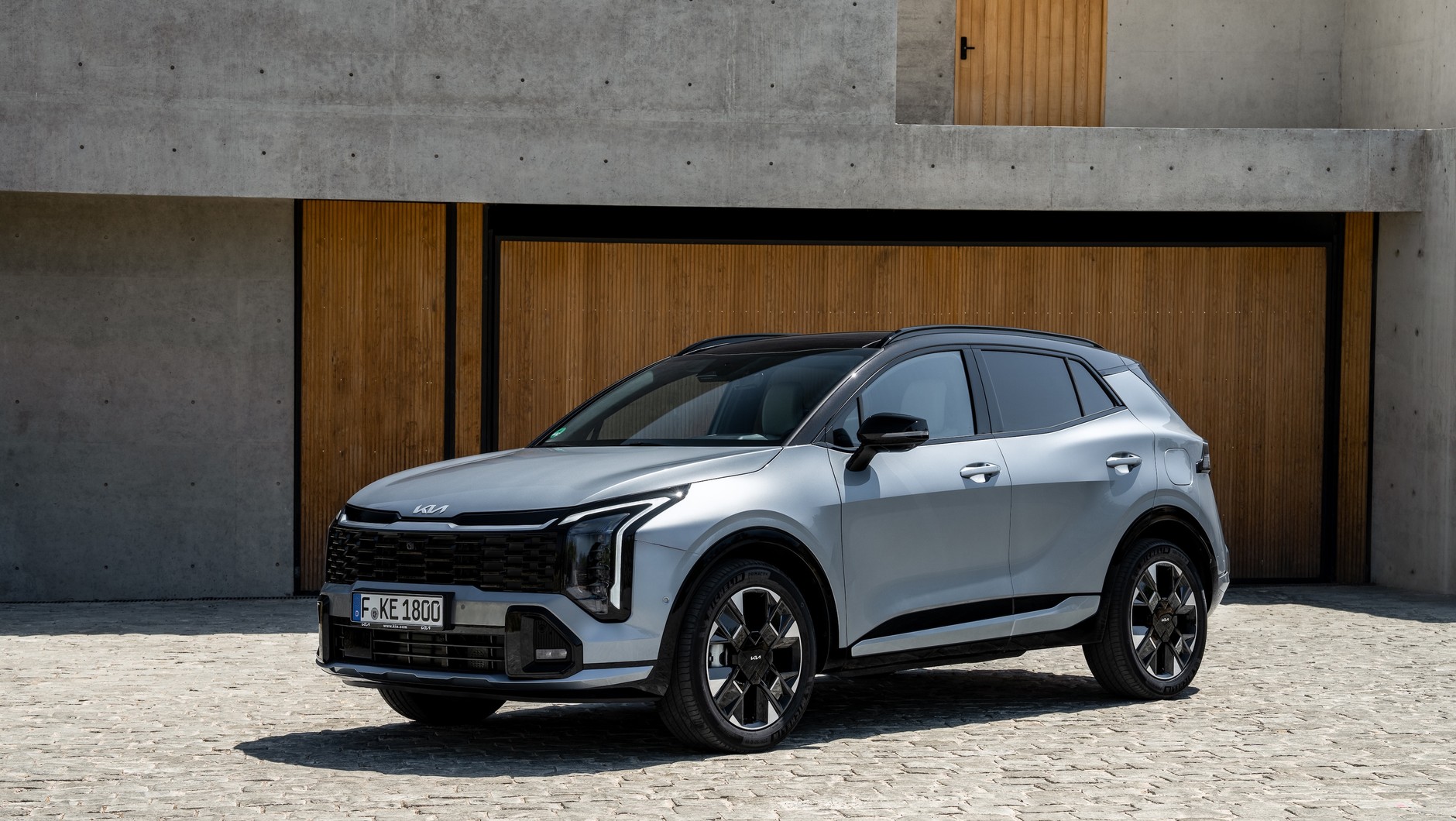 Kia Sportage po liftingu z układem HEV ma 230 KM