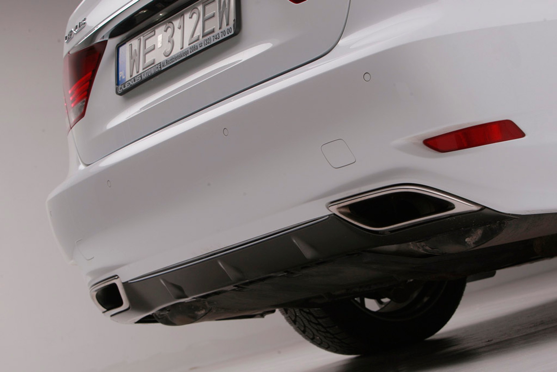 Test Lexusa LS 600h F Sport: hybryda na  sportowo