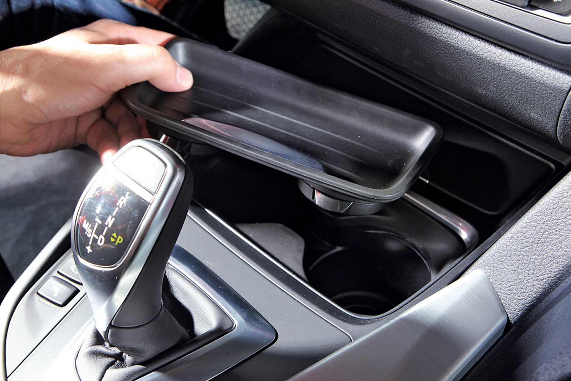 Czy nowe BMW serii 3 to miniatura "piątki"