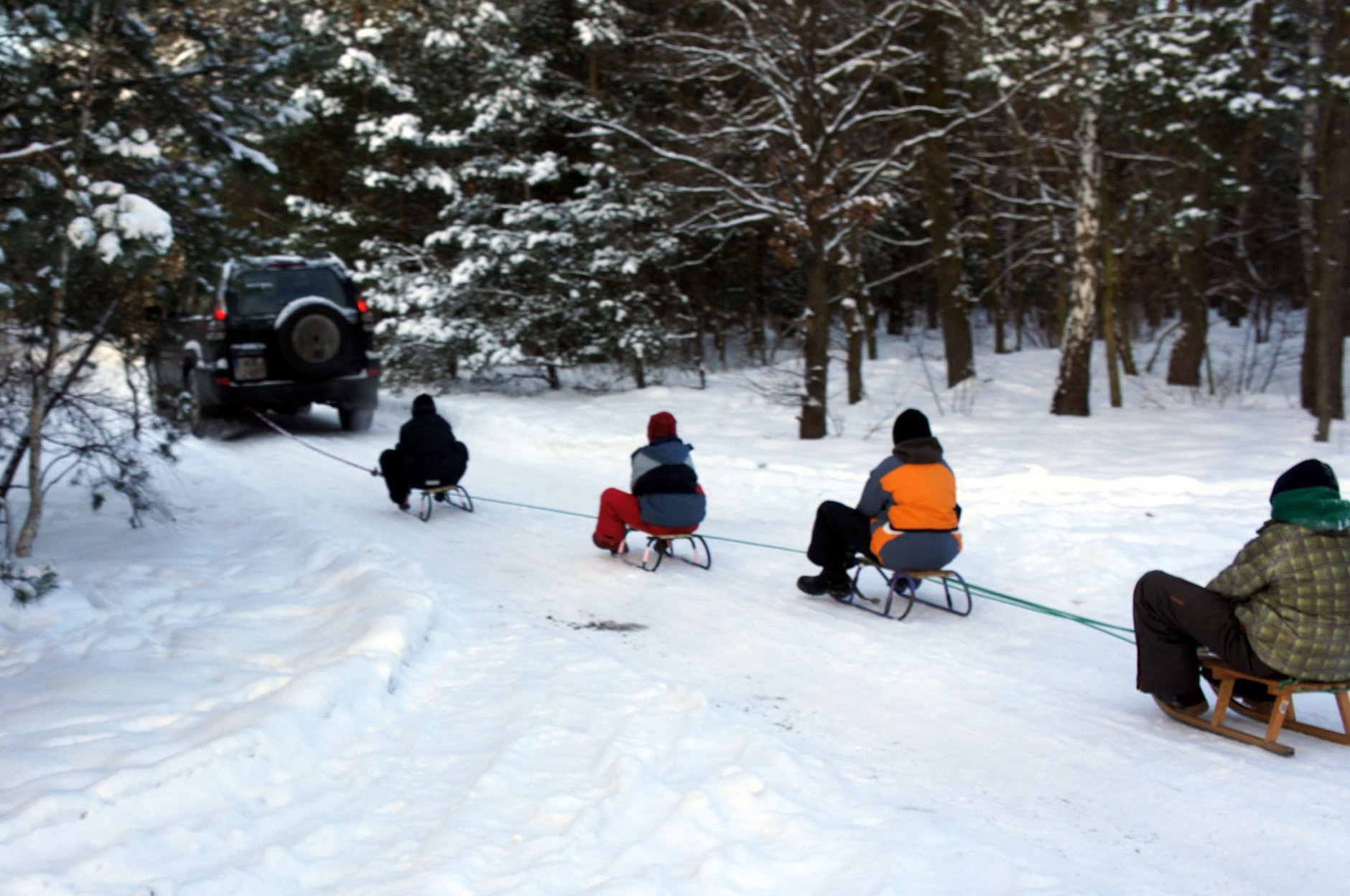 Kara za kulig za autem