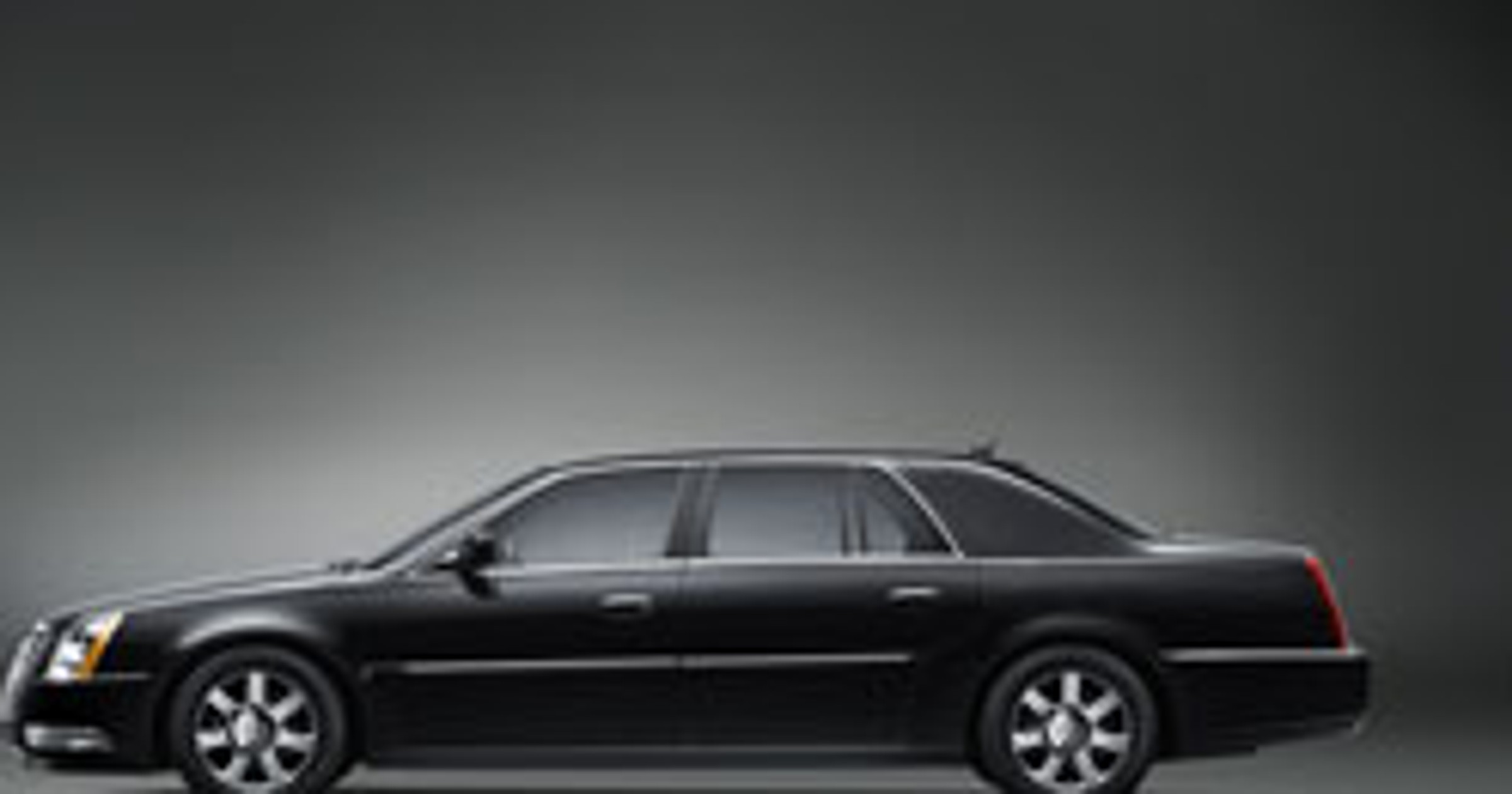 Cadillac DTS-L: oficjalne zdjęcia