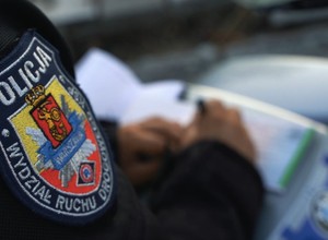 Policjanci masowo karzą za naruszenie art. 66 ust. 1. Mandaty na ponad 100 tys. zł łącznie w tydzień