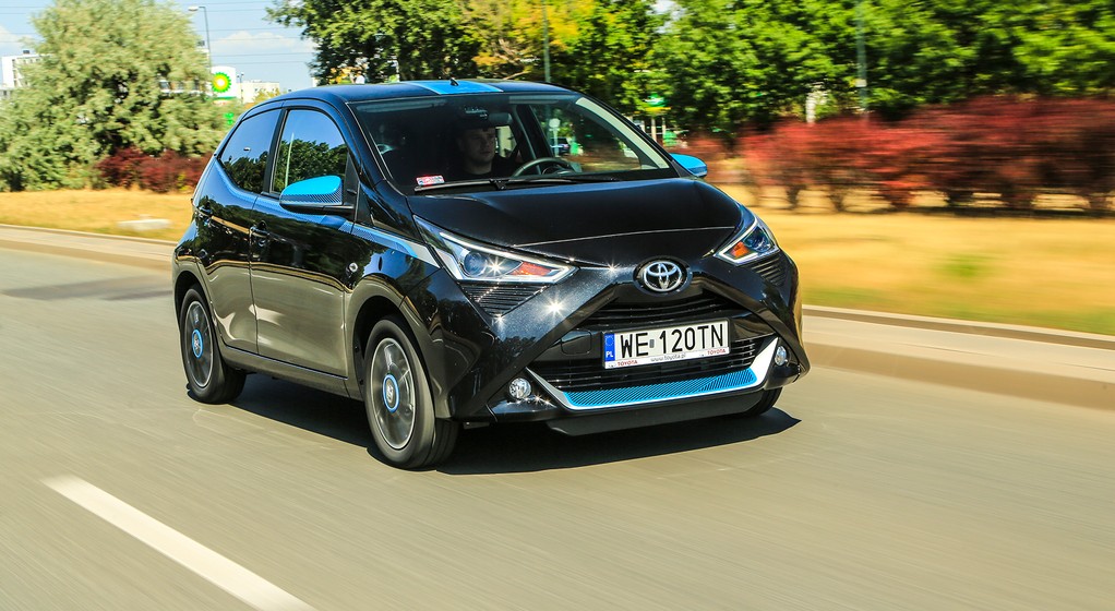 Toyota Aygo 1.0 - jak jeździ najpopularniejsze nowe miejskie auto?