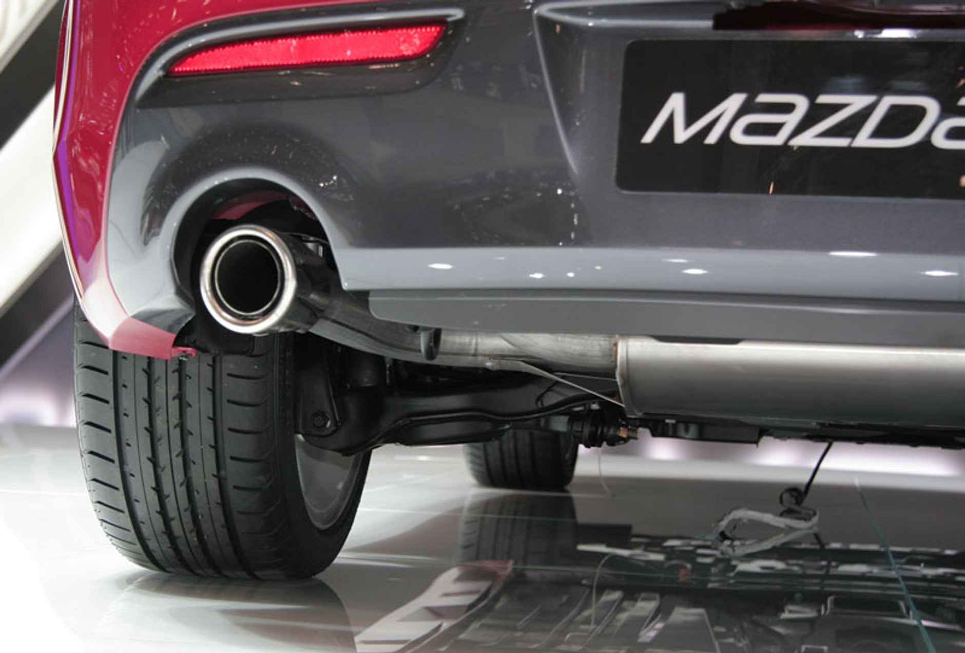 Genewa 2009: Mazda3 MPS (szczegóły, dane techniczne i fotogaleria)