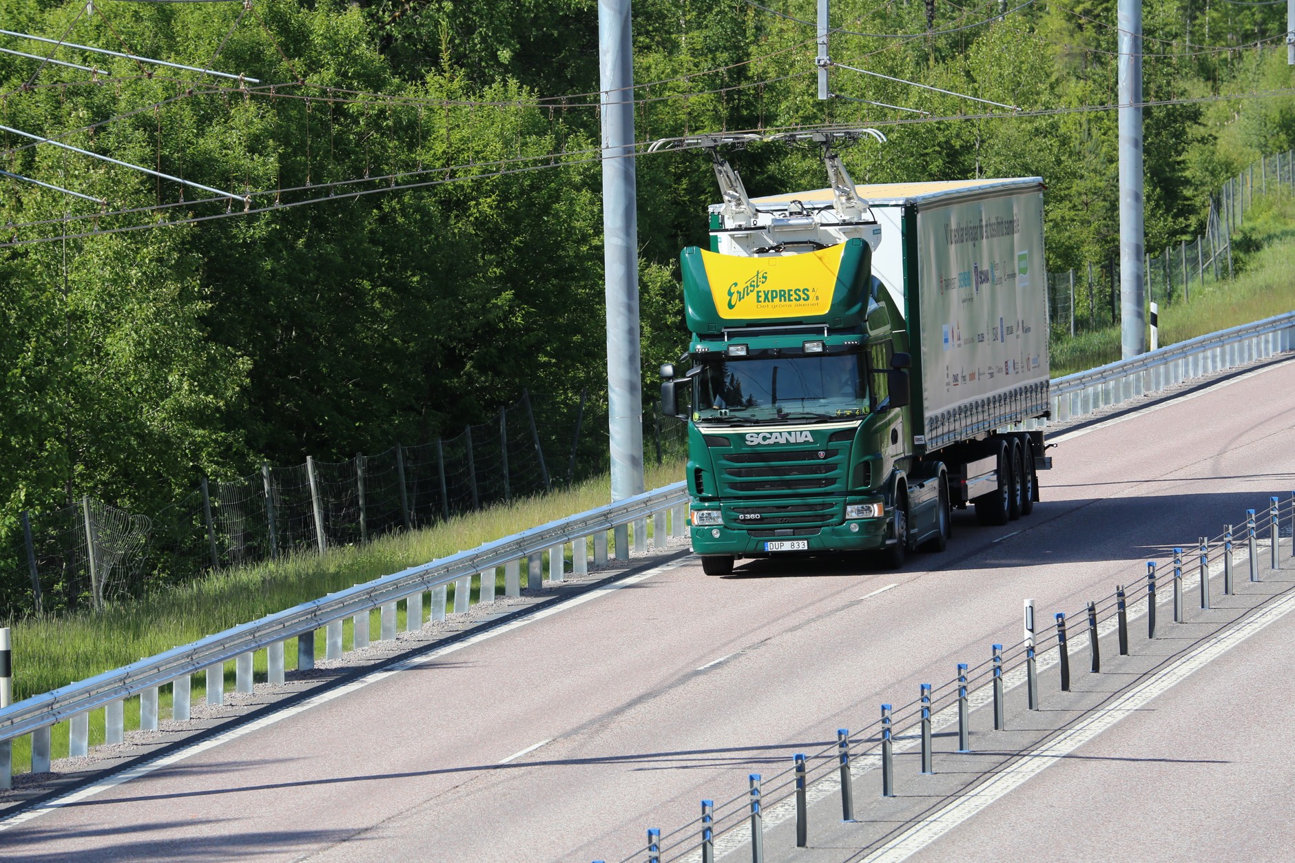 Elektryczna autostrada dla ciężarówek