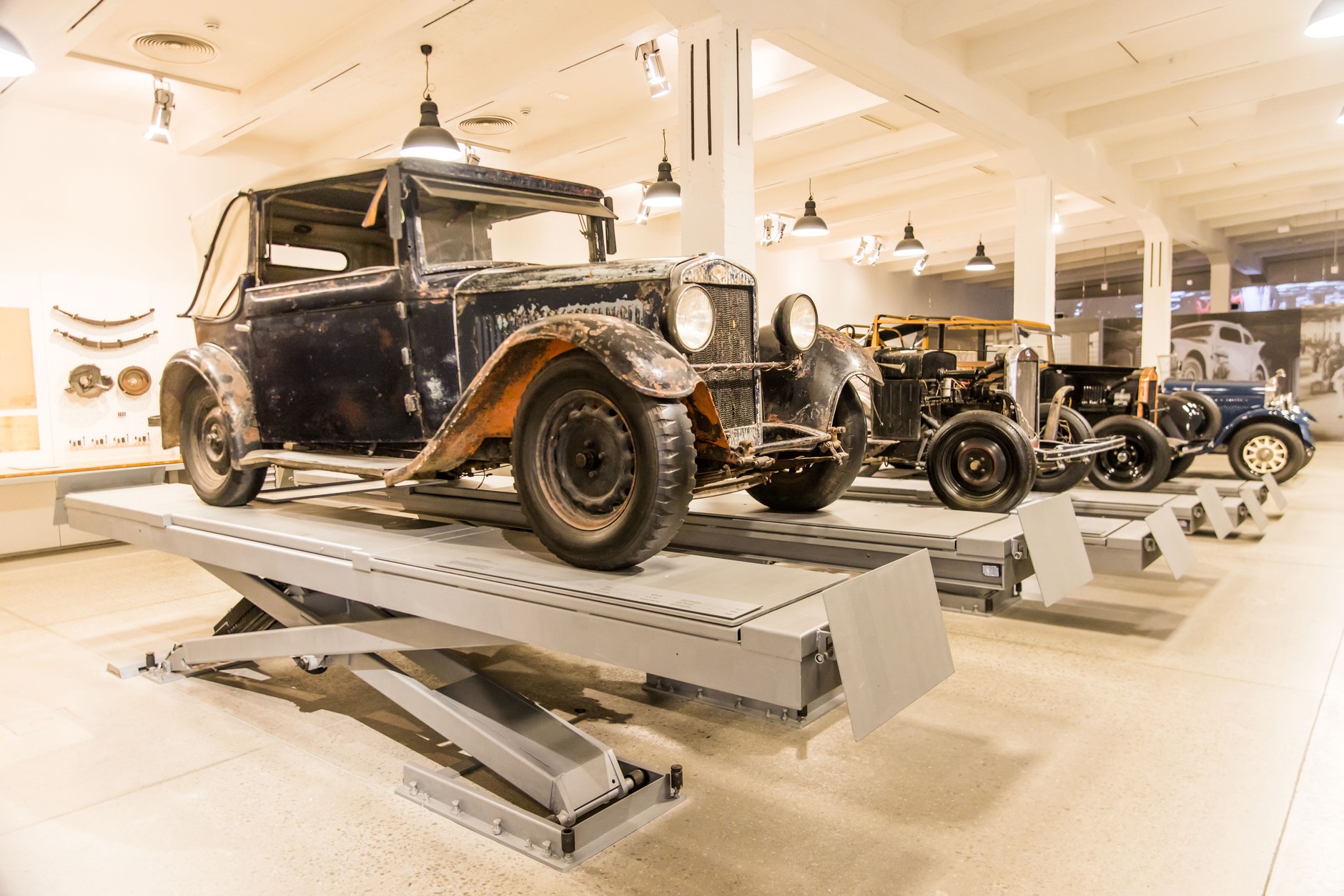 etapy renowacji w ŠKODA Muzeum Mladá Boleslav