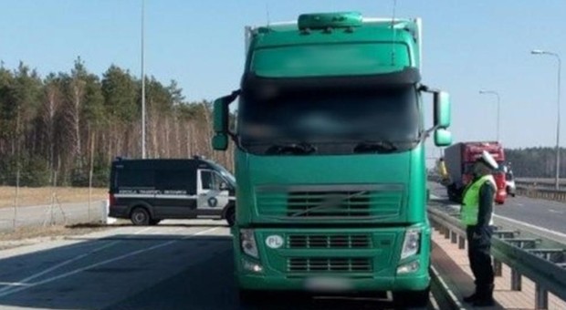 "Trzeźwy poranek" nie taki trzeźwy. Jeden z kierowców dodatkowo miał zatrzymane prawo jazdy