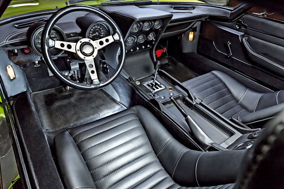 Piękna bestia - Lamborghini Miura P400 S