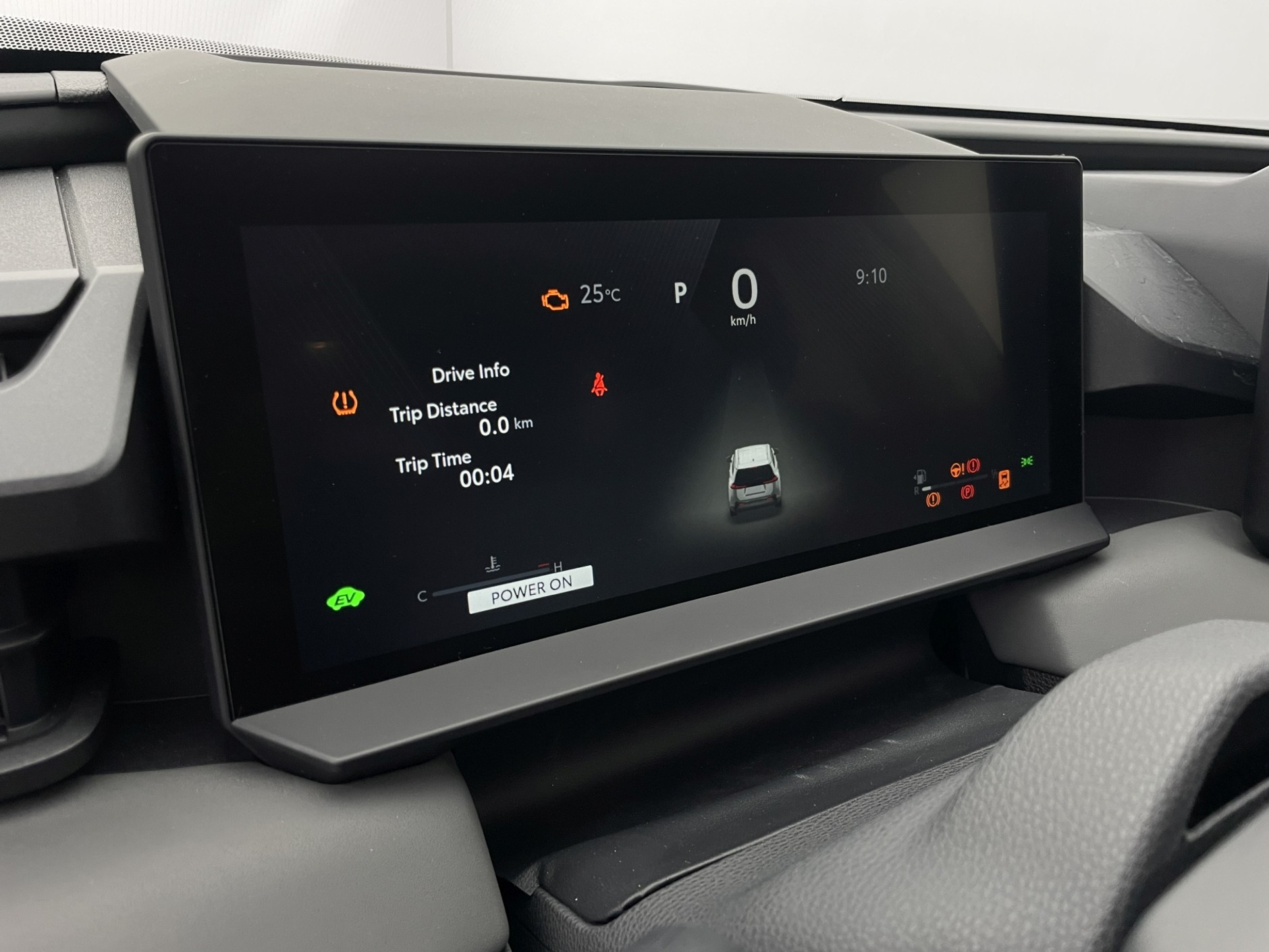 Nowa Toyota RAV4 (2025)