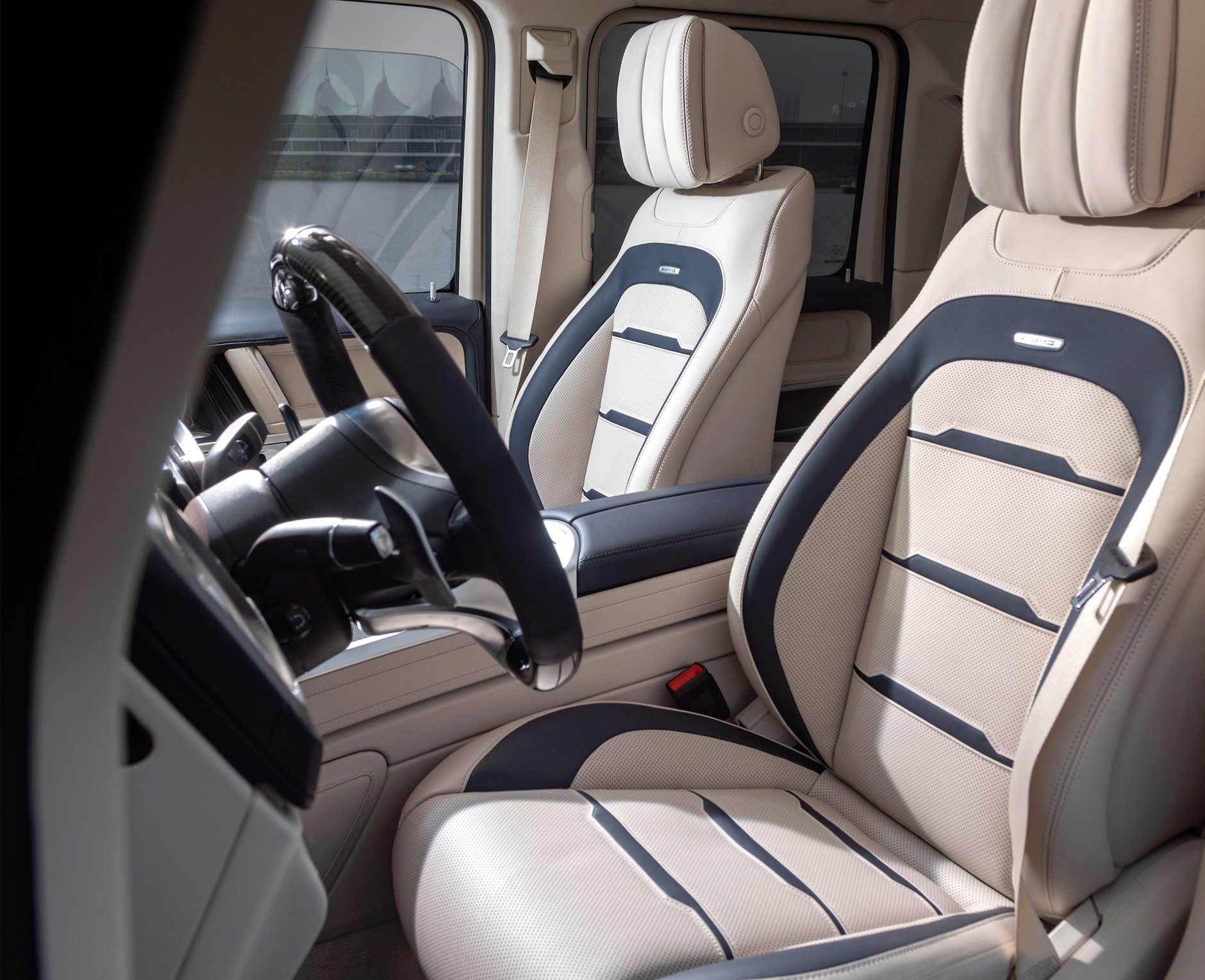 Luksusowa łódź Tirranna AMG Edition i  Mercedes-AMG G63 Cigarette Edition