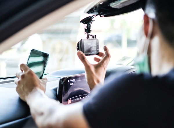 Kary za nagrywanie kamerką samochodową. Ważna zmiana w przepisach