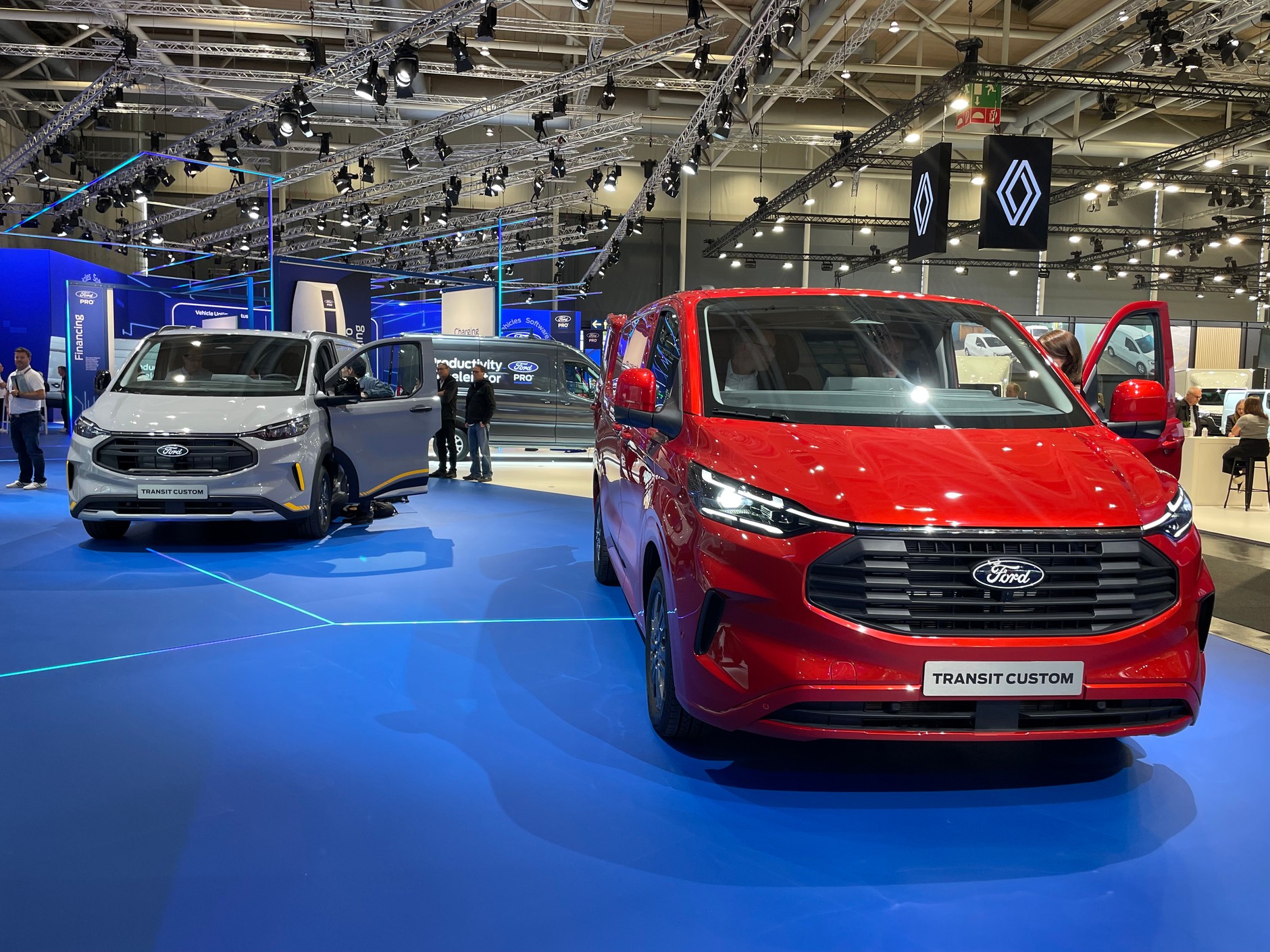 A to spalinowe odpowiedniki, czyli Transit Custom.