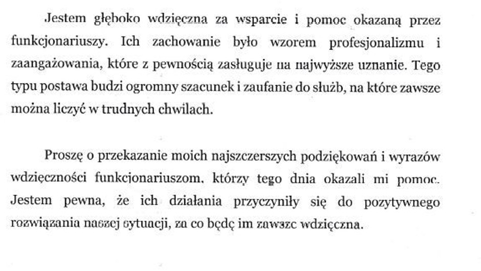 Babcia wiozła do szpitala tracącą przytomność wnuczkę. Policjanci dostali podziękowania