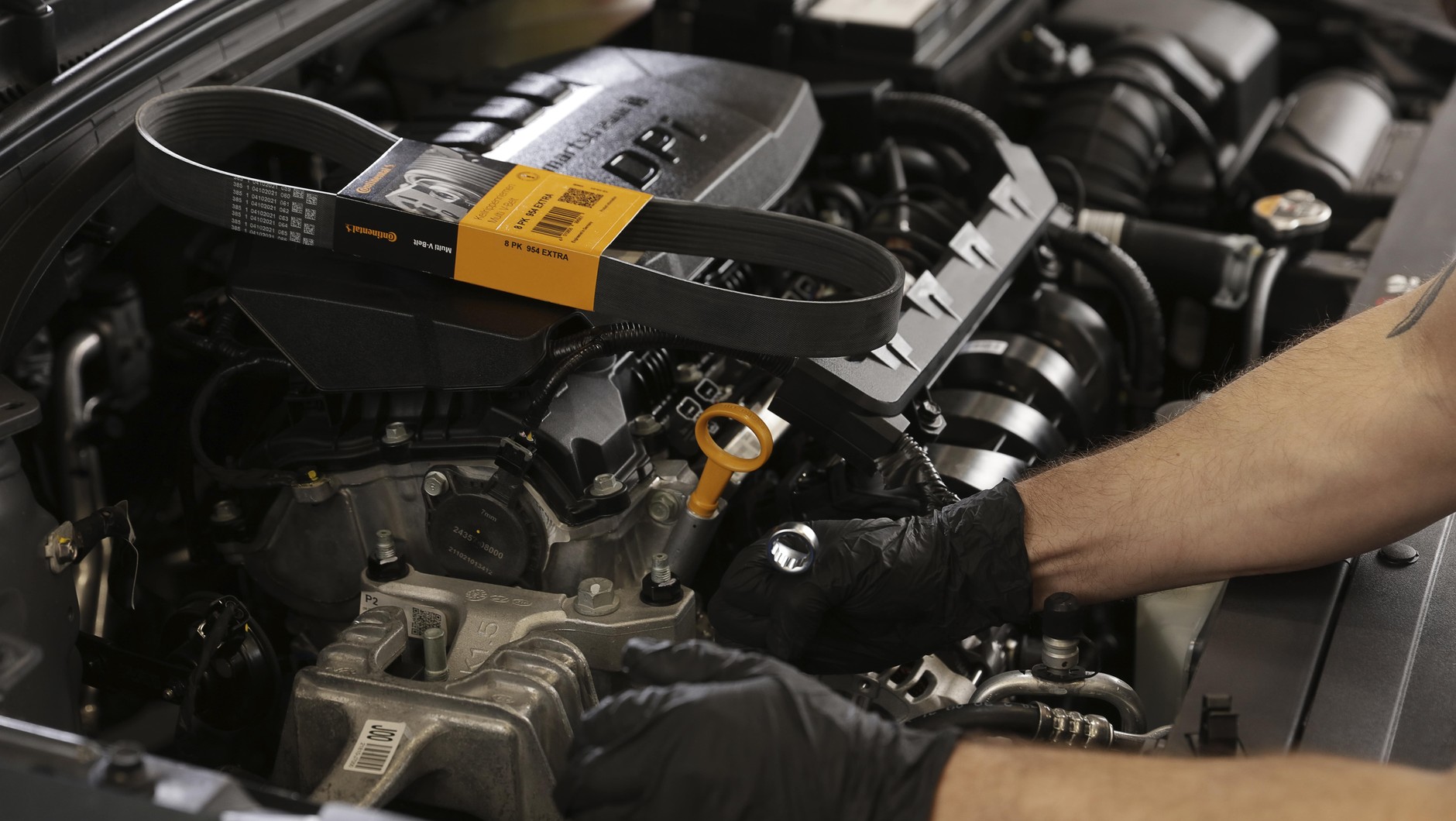 Q Service Castrol