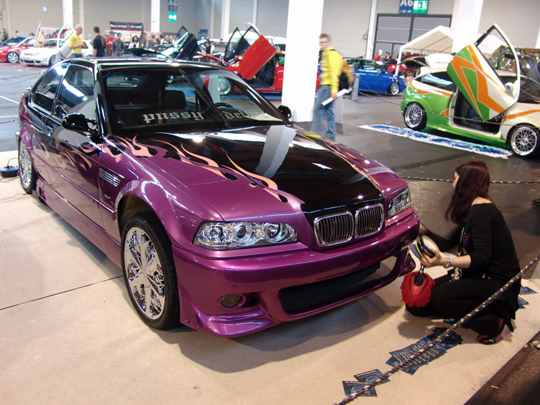 Tuning World Bodensee 2007: dziewczyny i samochody (fotogaleria)
