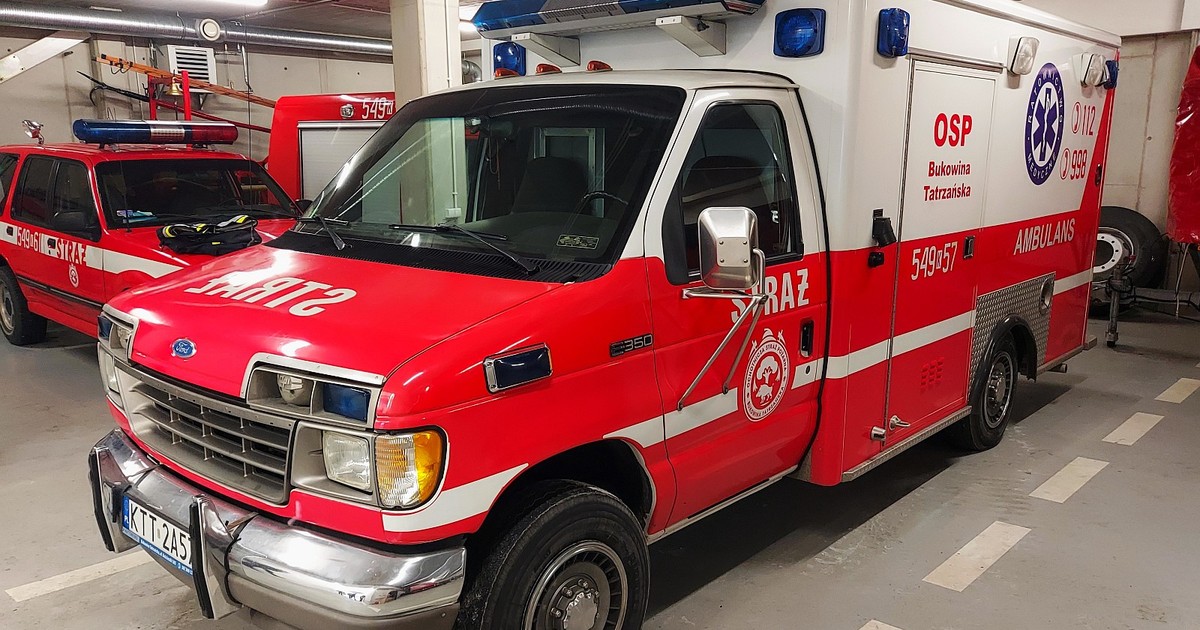 Ambulans na bazie Forda 350E Cutaway przekazany Ukrainie