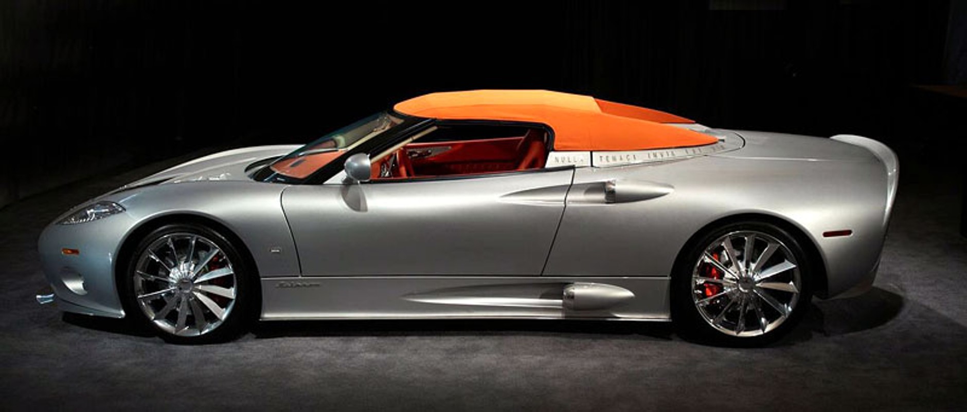 Spyker przenosi produkcję do Wielkiej Brytanii