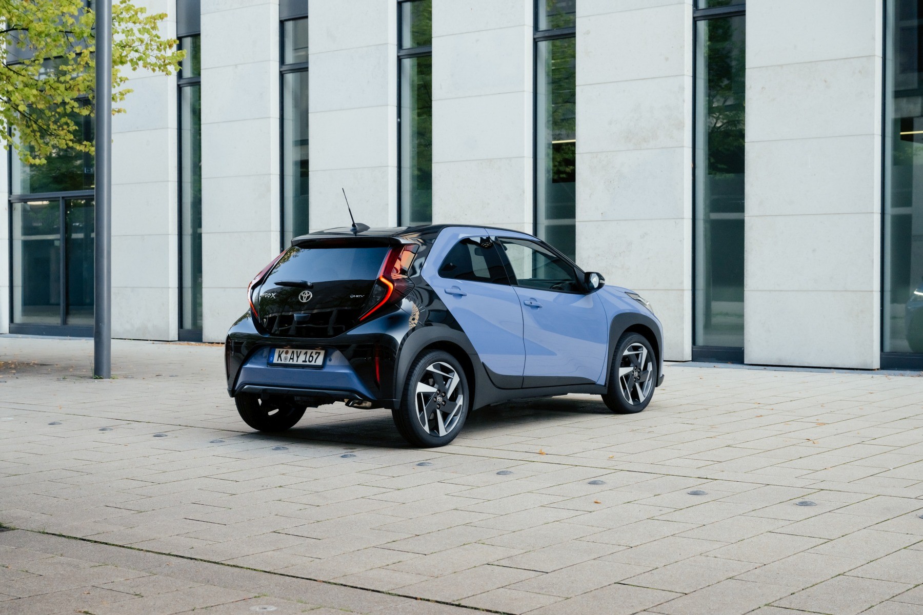 Hybrydowa Toyota Aygo X