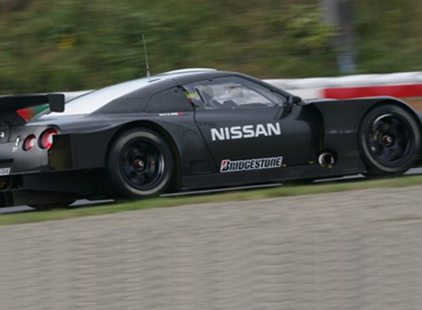 Testy Nissana GT-R