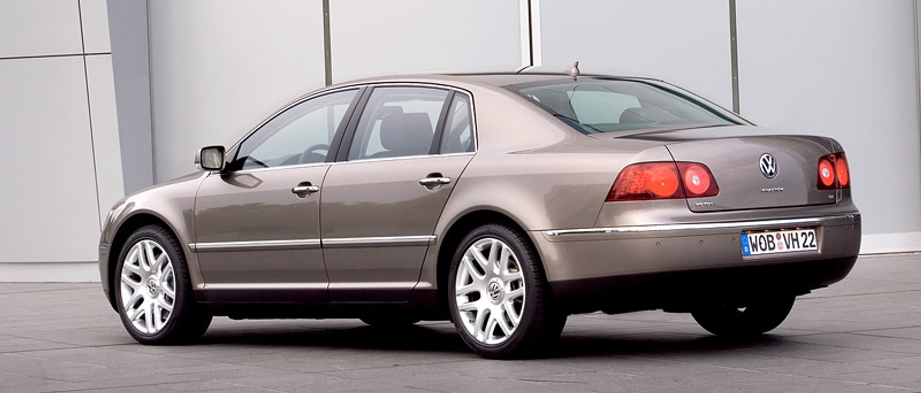Paryż 2008: Volkswagen Phaeton – rok modelowy 2009