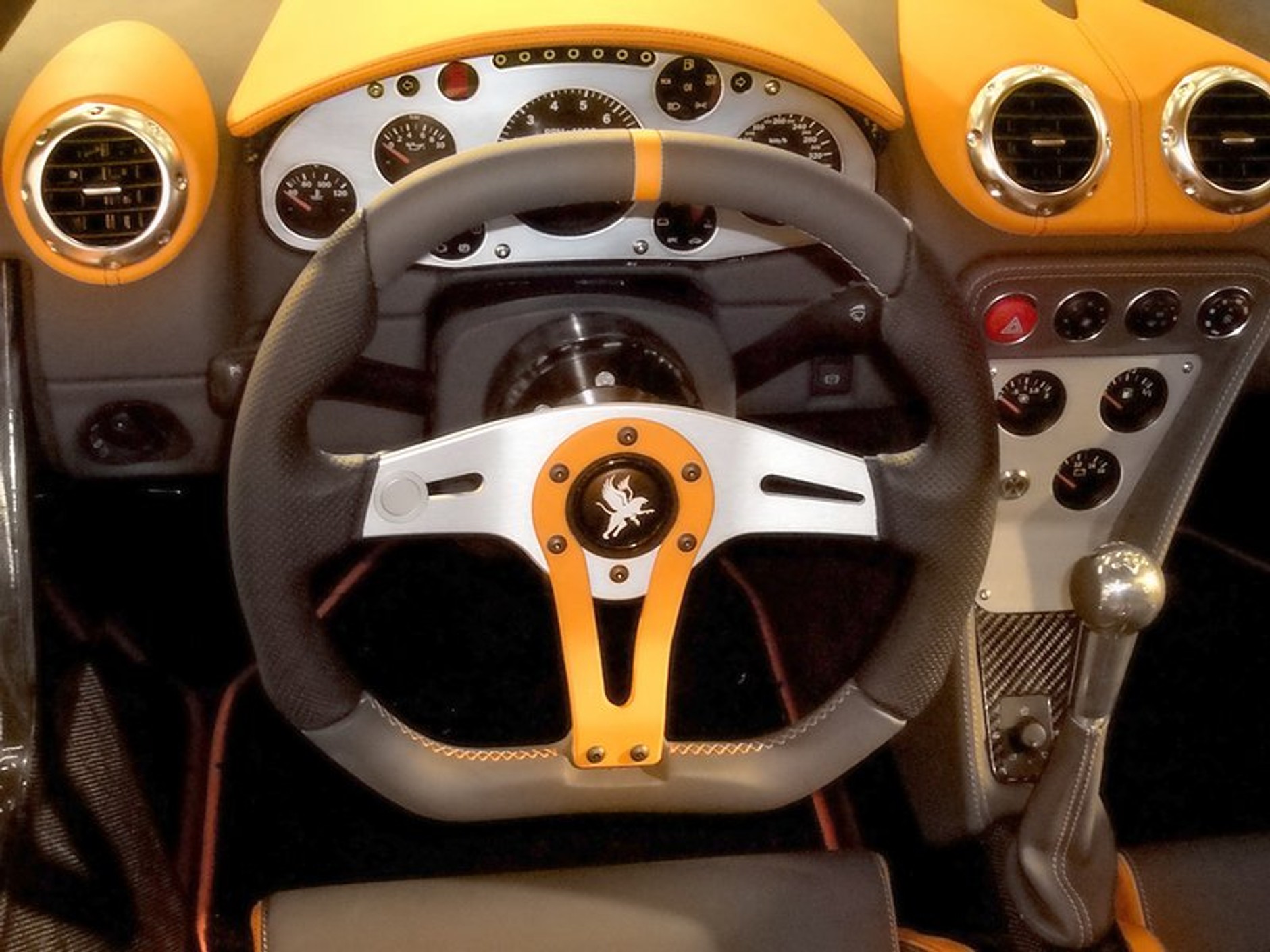 Gumpert Apollo Sport: z piekła rodem