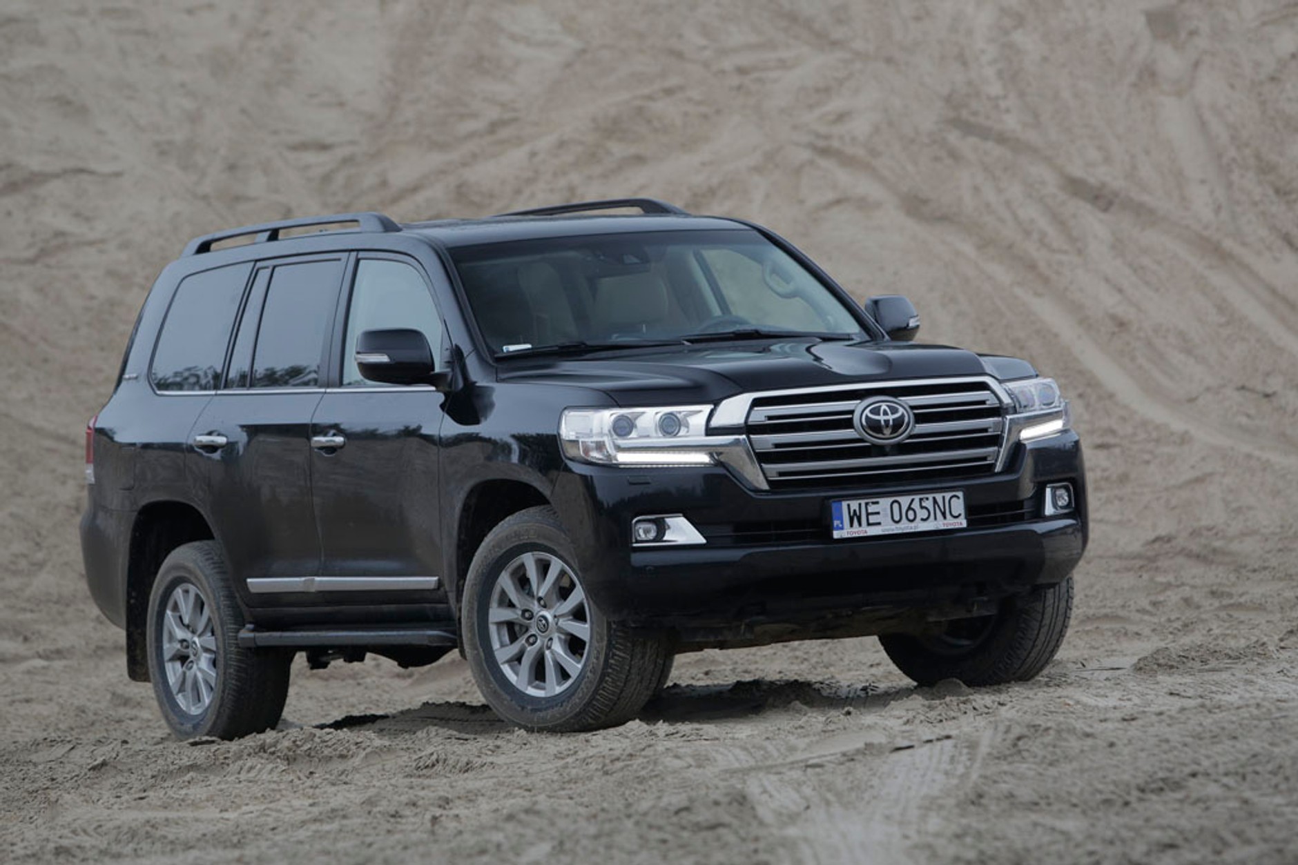 Toyota Land Cruiser V8 - zabili ją i wróciła!